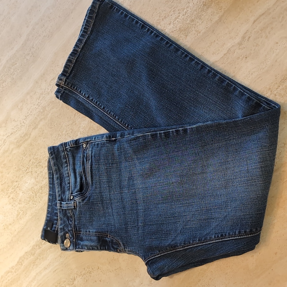 WHBM Boot leg denim size 8 slim